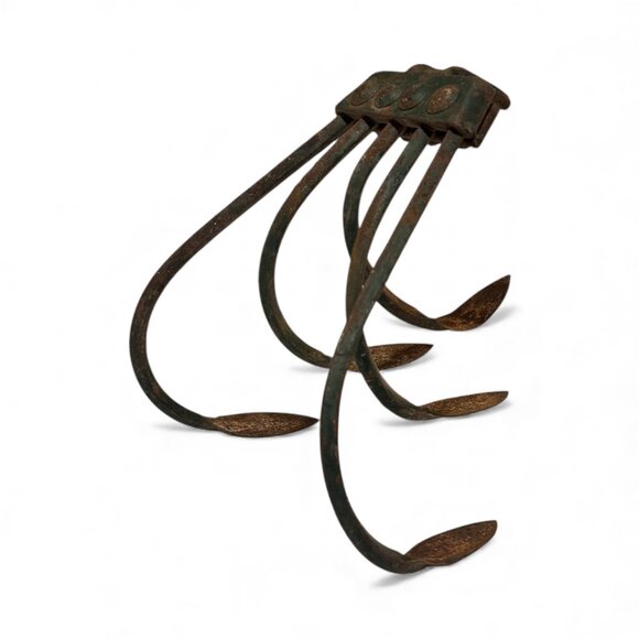 Antique 5 Tine Garden Cultivator Rustic Farmhouse Decor - Picture 15 of 17